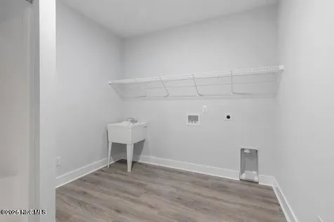 318 E Theriault Court Jacksonville NC 28540