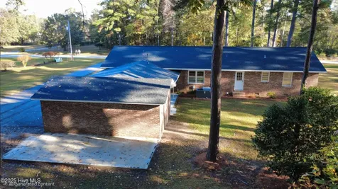 75 Pineland Woods Drive Whiteville NC 28472