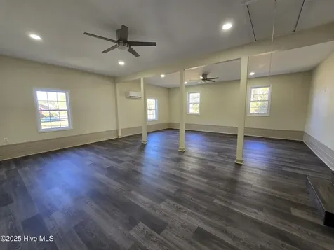 75 Pineland Woods Drive Whiteville NC 28472