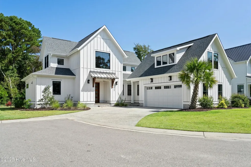 1933 Loblolly Landing Lane Wilmington NC 28411