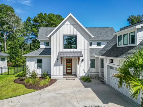 1933 Loblolly Landing Lane Wilmington NC 28411