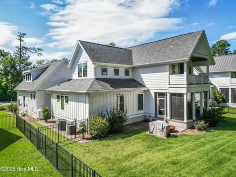 1933 Loblolly Landing Lane Wilmington NC 28411