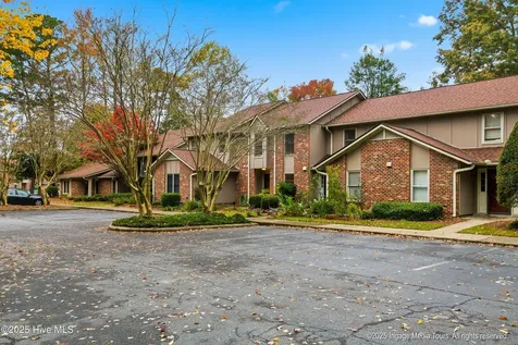 1983 Quail Ridge Road Greenville NC 27858