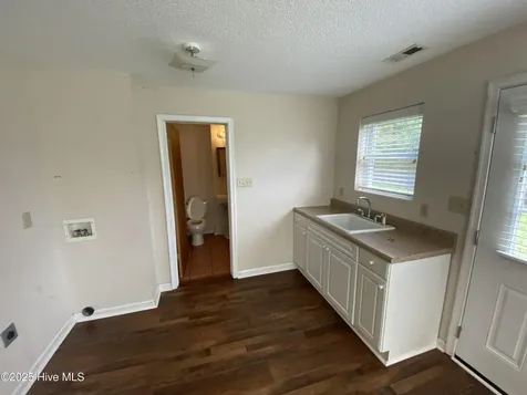 120 Perkins Lane Coinjock NC 27923