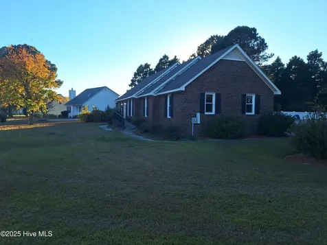 2206 Jane Drive Greenville NC 27858