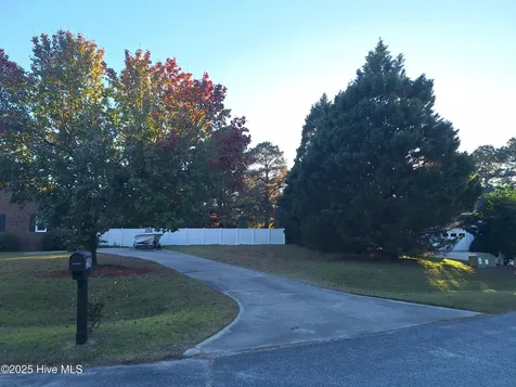 2206 Jane Drive Greenville NC 27858