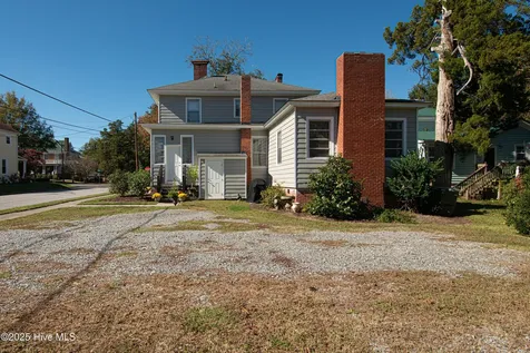 1101 N Market Street Washington NC 27889
