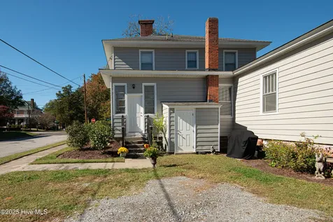 1101 N Market Street Washington NC 27889