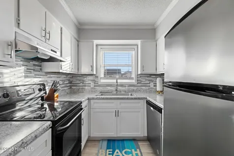 1004 S Carolina Beach Avenue Carolina Beach NC 28428