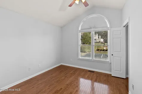 484 Lands End Road Fayetteville NC 28314