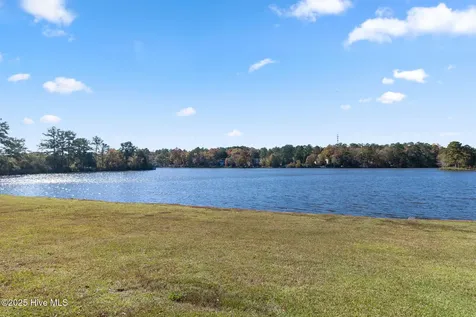 484 Lands End Road Fayetteville NC 28314