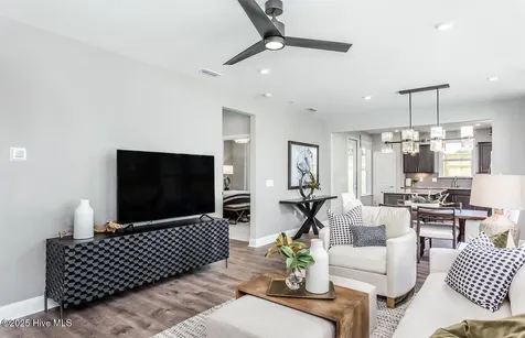 5936 Moonshell Loop Wilmington NC 28412