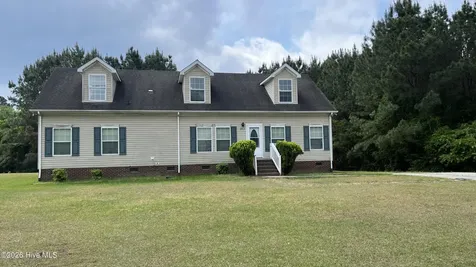 2917 Laurel Ridge Lane Kinston NC 28504