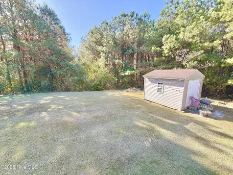 2917 Laurel Ridge Lane Kinston NC 28504