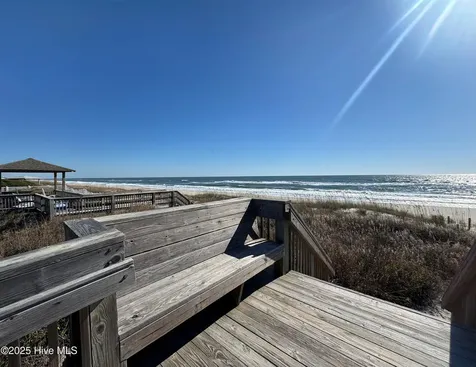 102 Lawrence Street Emerald Isle NC 28594