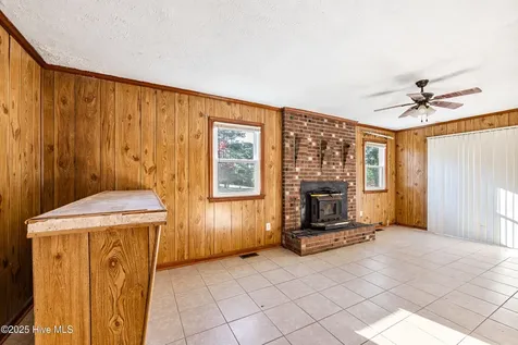 2400 Old Aberdeen Road Rockingham NC 28379