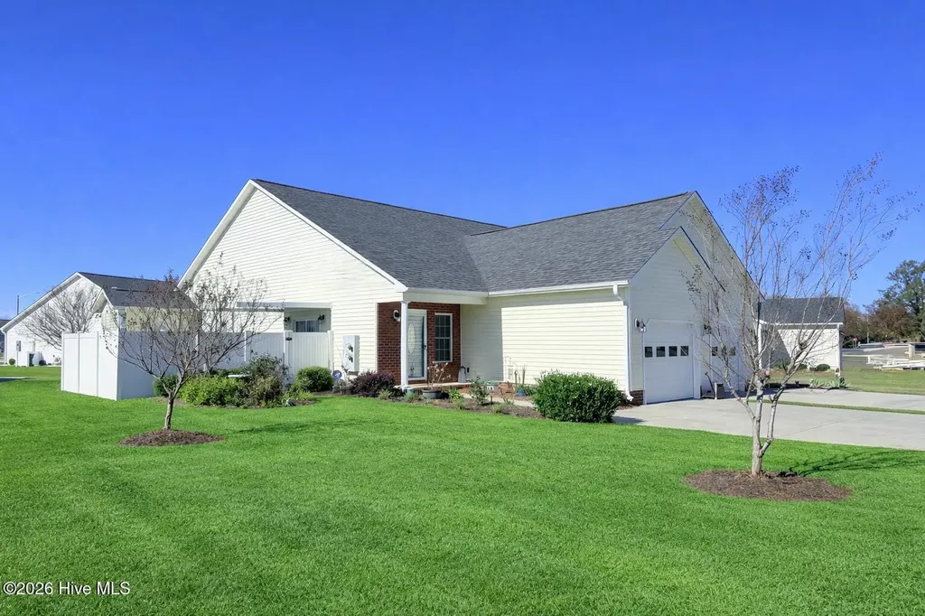 2050 Briarwood Drive Kinston NC 28501