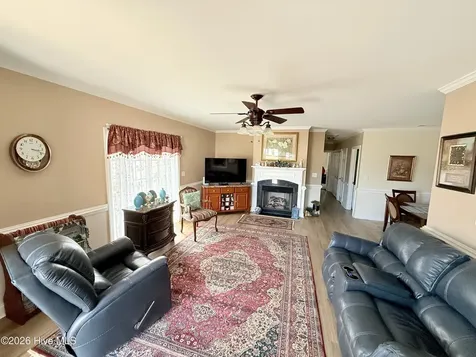 2050 Briarwood Drive Kinston NC 28501