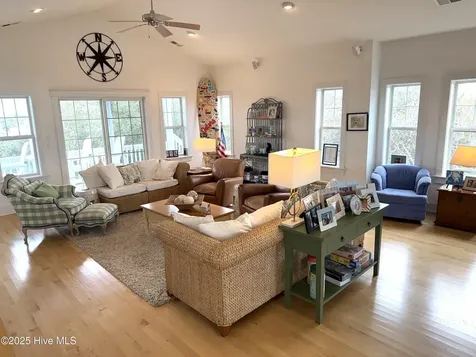 600 Cottage Lane Corolla NC 27927