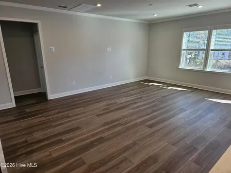 548 Glitter Bay Loop Shallotte NC 28470