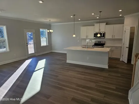 548 Glitter Bay Loop Shallotte NC 28470
