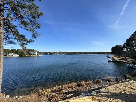 9 Lake Side Court Pinehurst NC 28374