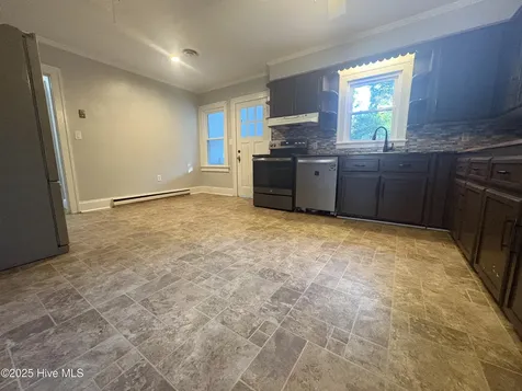 301 River Road Washington NC 27889