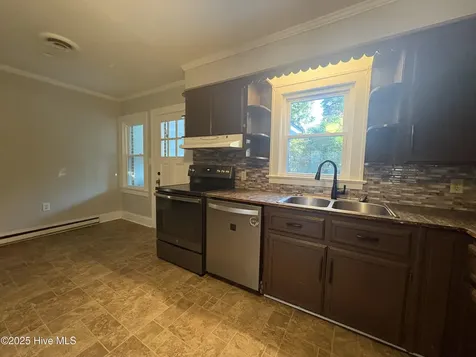 301 River Road Washington NC 27889