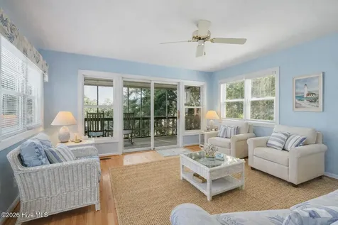 3904 Emerald Drive Emerald Isle NC 28594