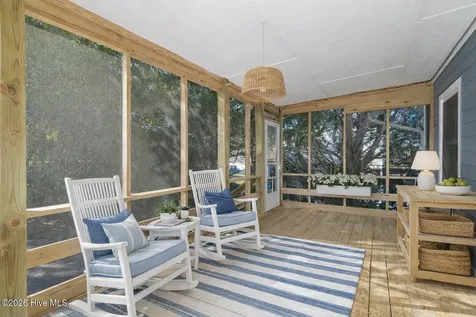 3904 Emerald Drive Emerald Isle NC 28594