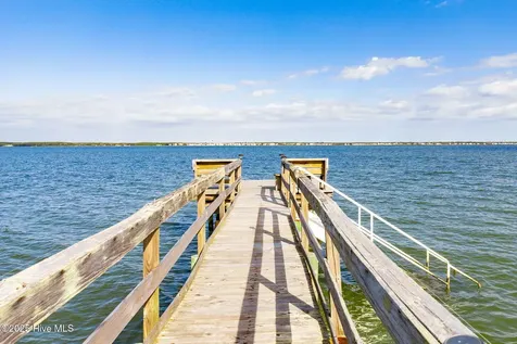 3904 Emerald Drive Emerald Isle NC 28594
