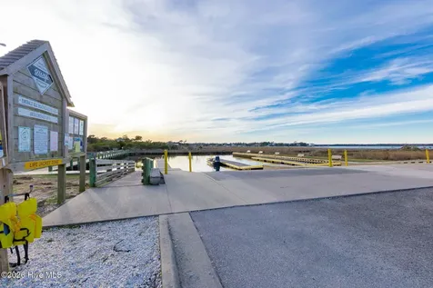 3904 Emerald Drive Emerald Isle NC 28594