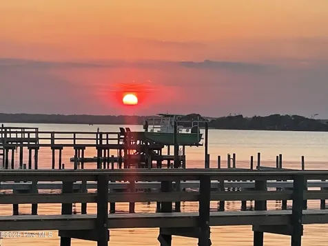 3904 Emerald Drive Emerald Isle NC 28594