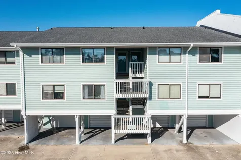 202 Lewis Drive Carolina Beach NC 28428