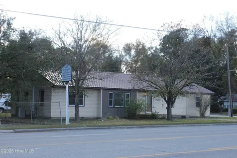 513 W Main Street Beulaville NC 28518