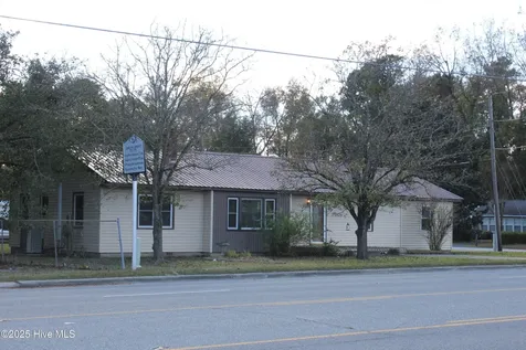 513 W Main Street Beulaville NC 28518