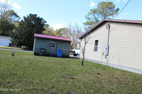 513 W Main Street Beulaville NC 28518
