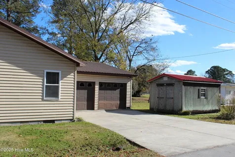 513 W Main Street Beulaville NC 28518