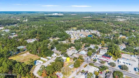 1205 N Howe Street Southport NC 28461