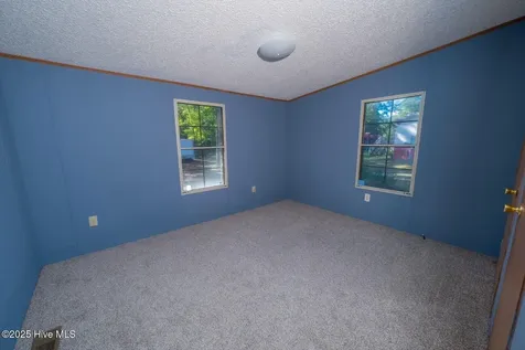 270 Duck Creek Road Washington NC 27889