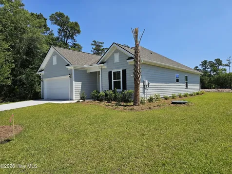 531 Glitter Bay Loop Shallotte NC 28470