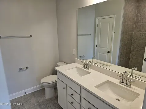 531 Glitter Bay Loop Shallotte NC 28470