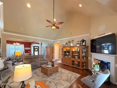349 Barwick Drive Washington NC 27889