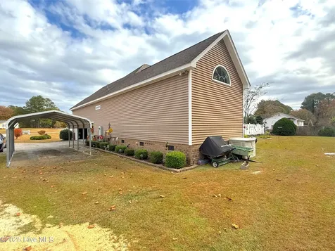 349 Barwick Drive Washington NC 27889