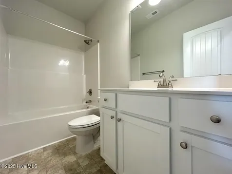 105 Crab Claw Spit Lane Jacksonville NC 28546