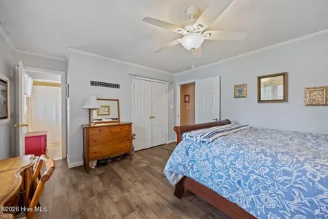 16 Port Side Lane Belhaven NC 27810