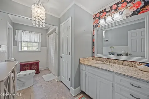 16 Port Side Lane Belhaven NC 27810