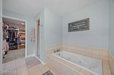 16 Port Side Lane Belhaven NC 27810