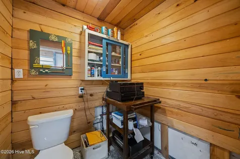 16 Port Side Lane Belhaven NC 27810