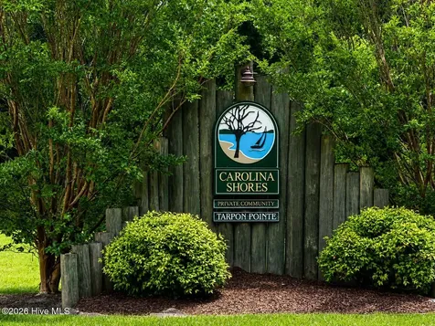 408 Tarpon Pointe Road Bath NC 27808